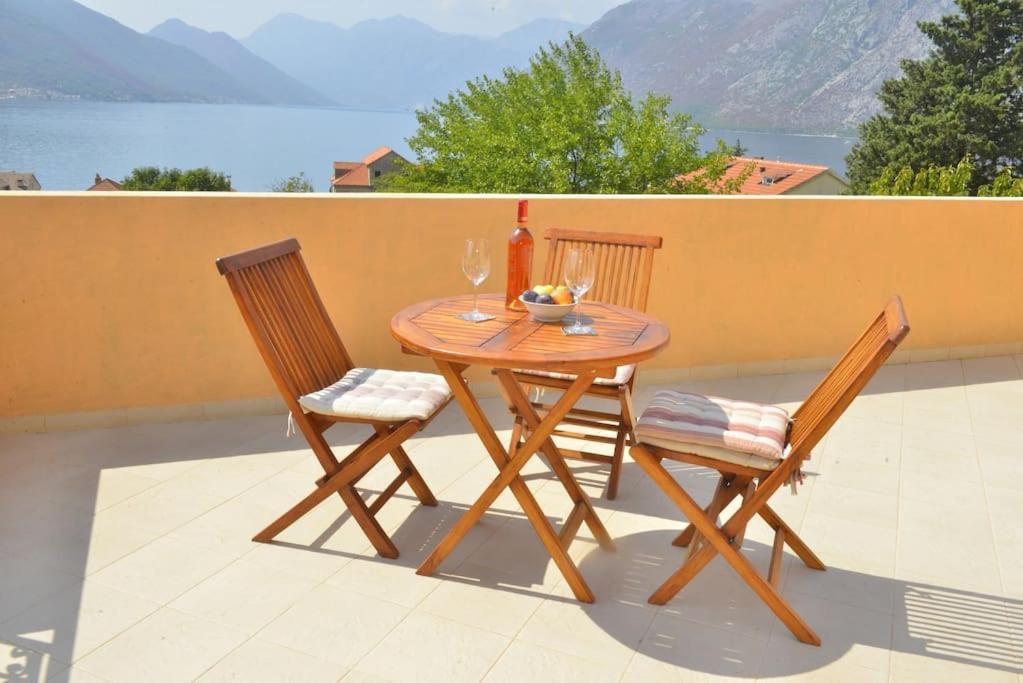 D Apartment Kotor Kültér fotó